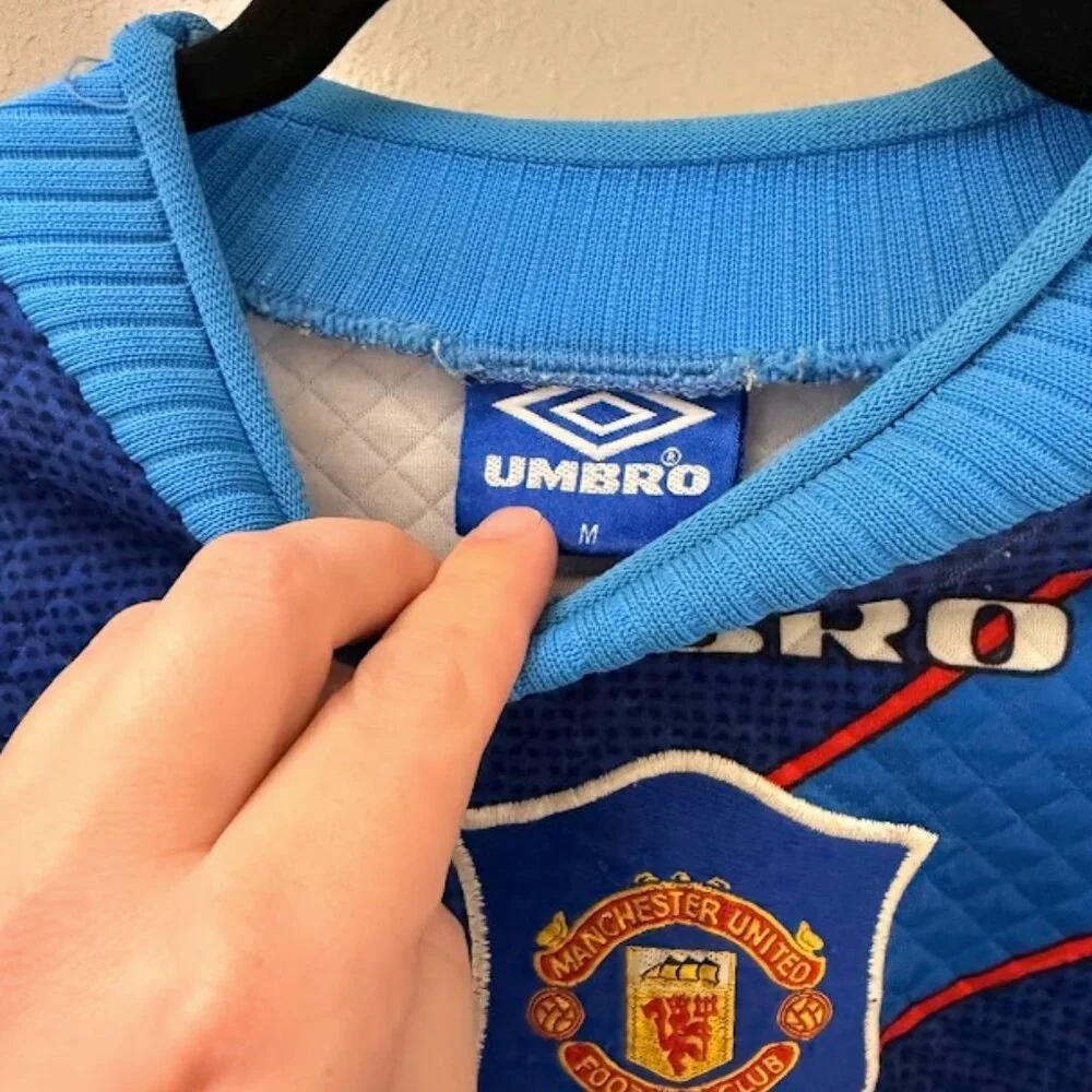 Vintage 1994-95 Manchester United Goalkeeper Jersey - Medium Men's Authentic Kit - Picture 4 of 4